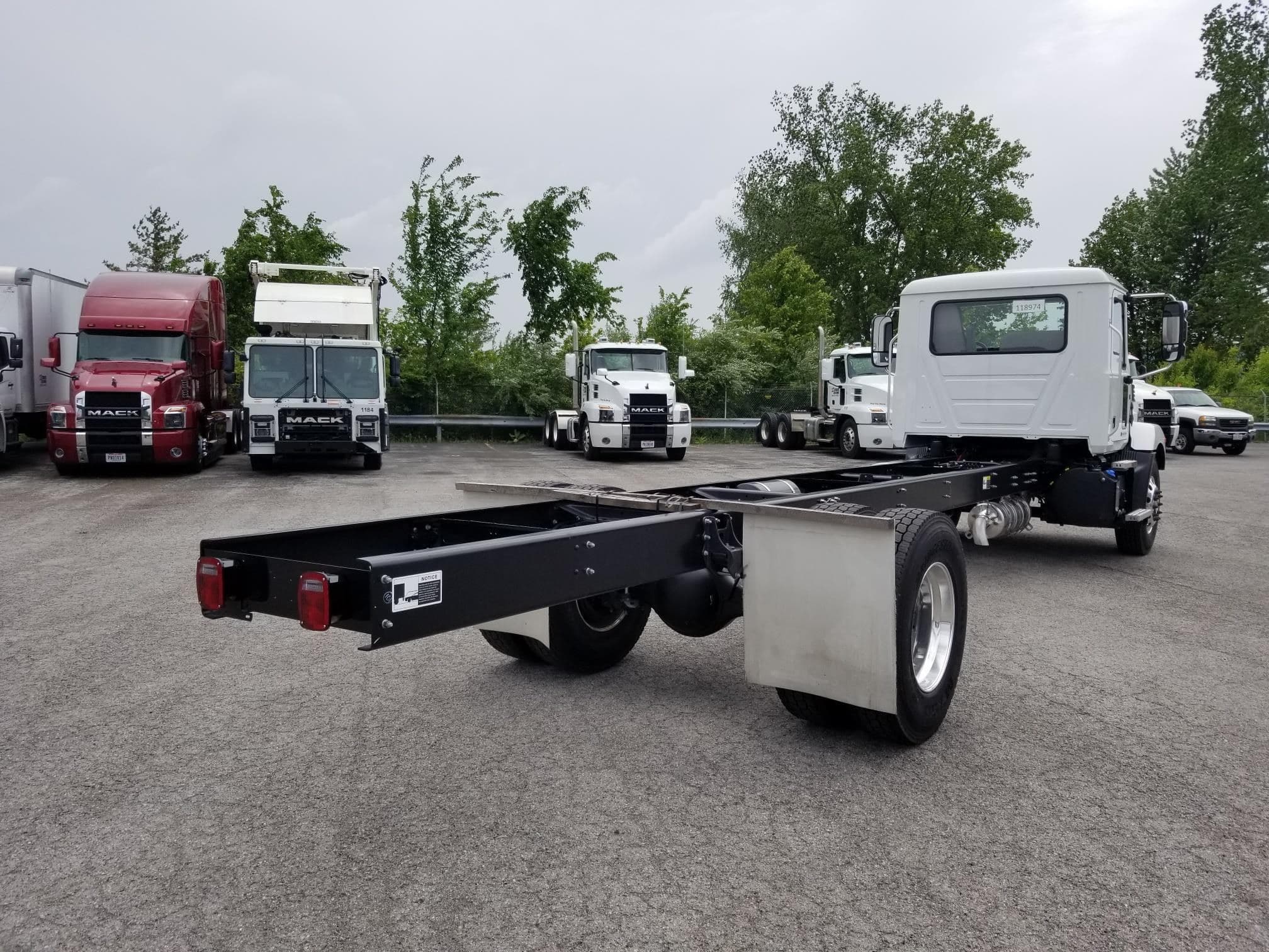 2025 MACK MD6 120094 image 6