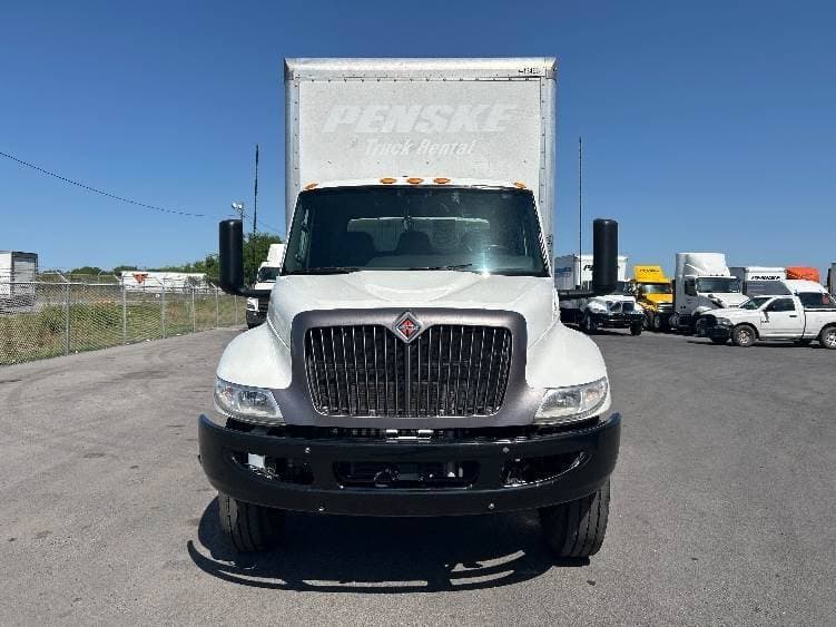 2022 International MV607 Box Truck - 220HP, 6 Speed Automatic, Roll up Door image 2