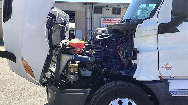 2020 Freightliner Cascadia 126 image 10