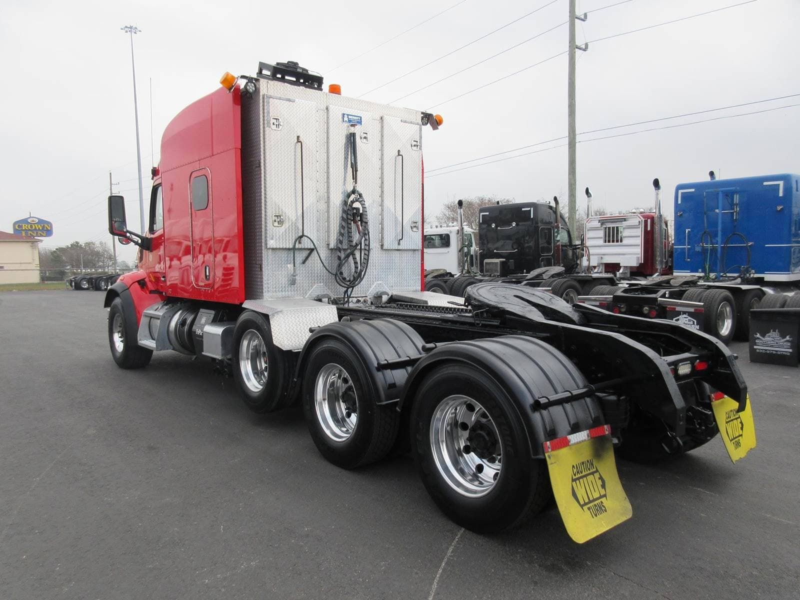 2020 Peterbilt 567 image 4