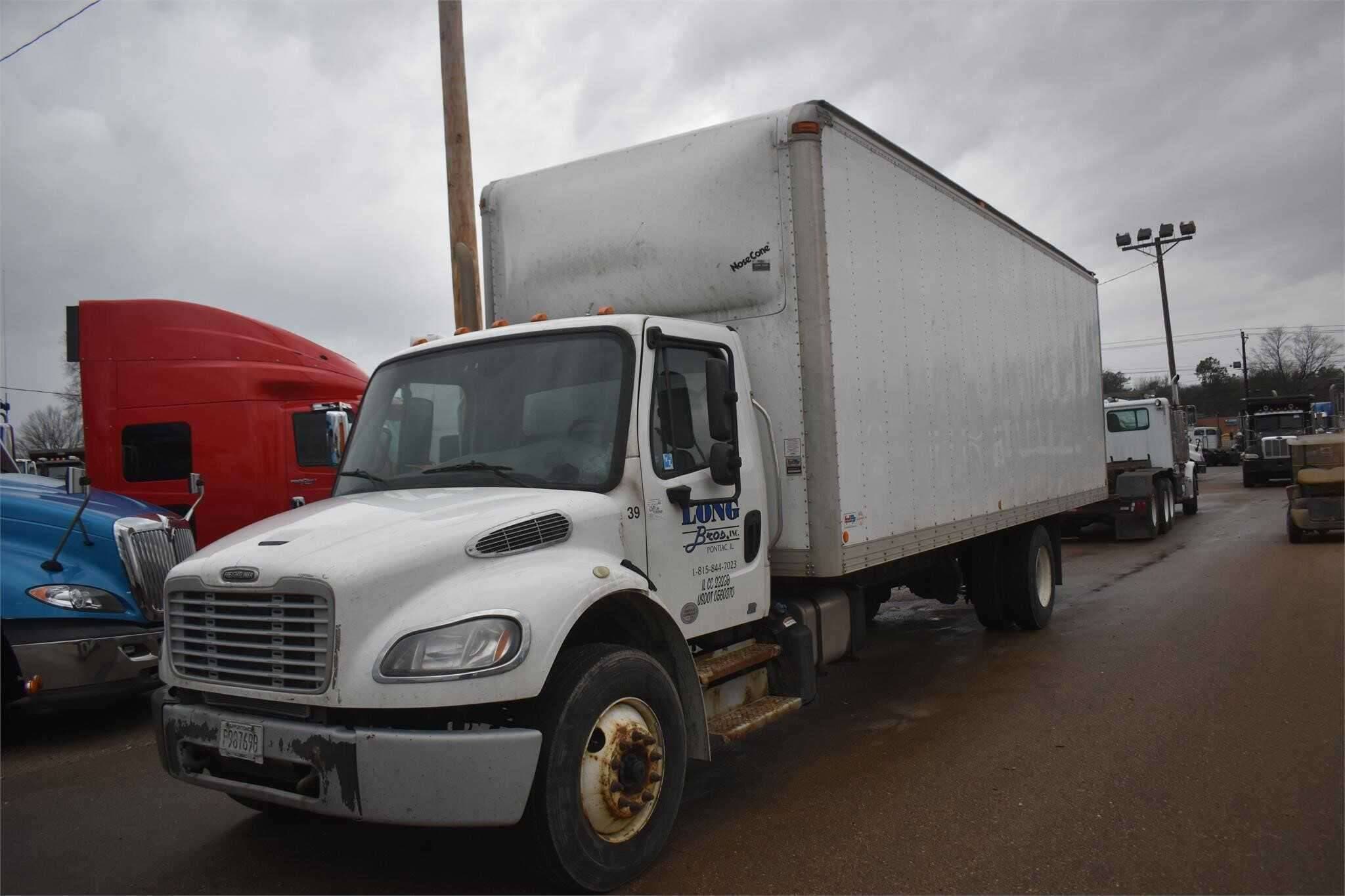 2019 Freightliner M2 image 1