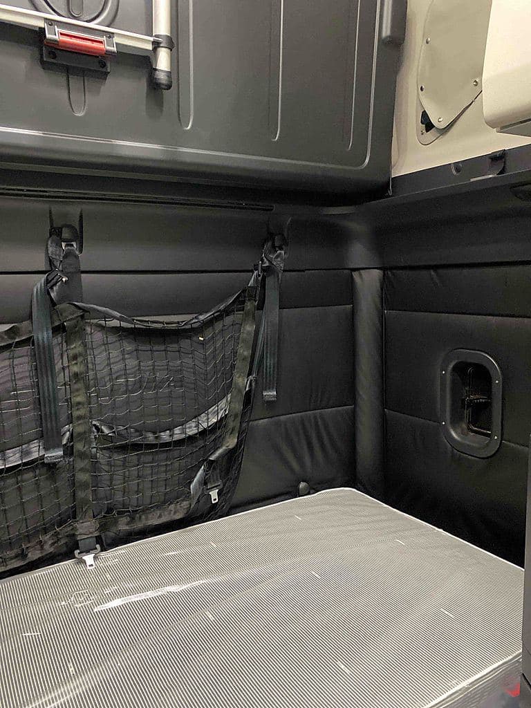 2024 Freightliner Cascadia 126 image 8