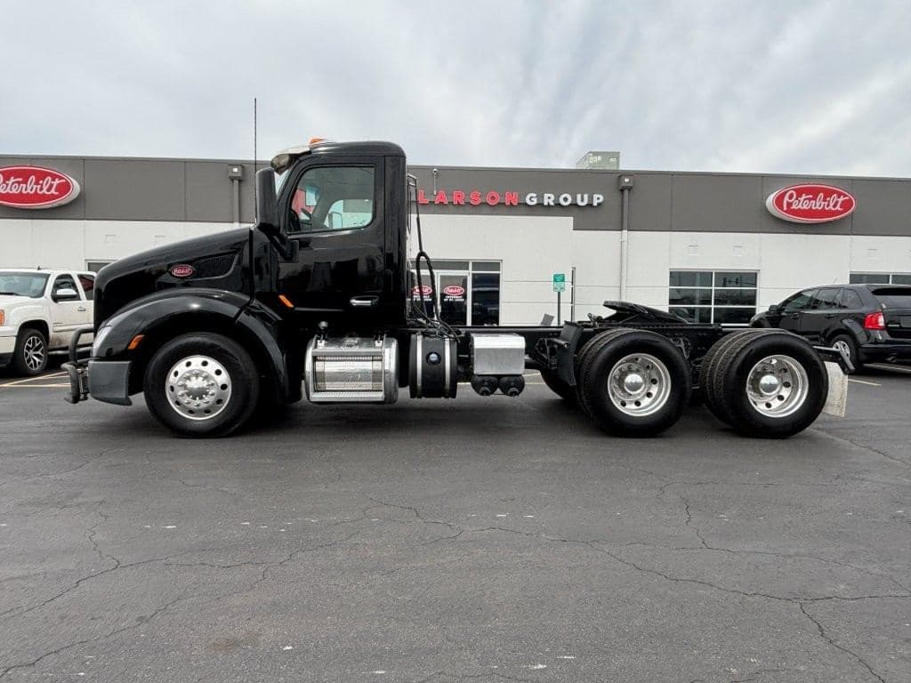 2021 Peterbilt 579 image 5