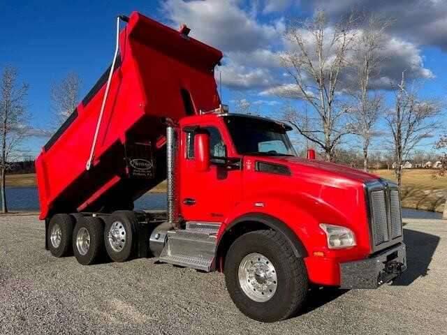 2020 Kenworth T880 image 1