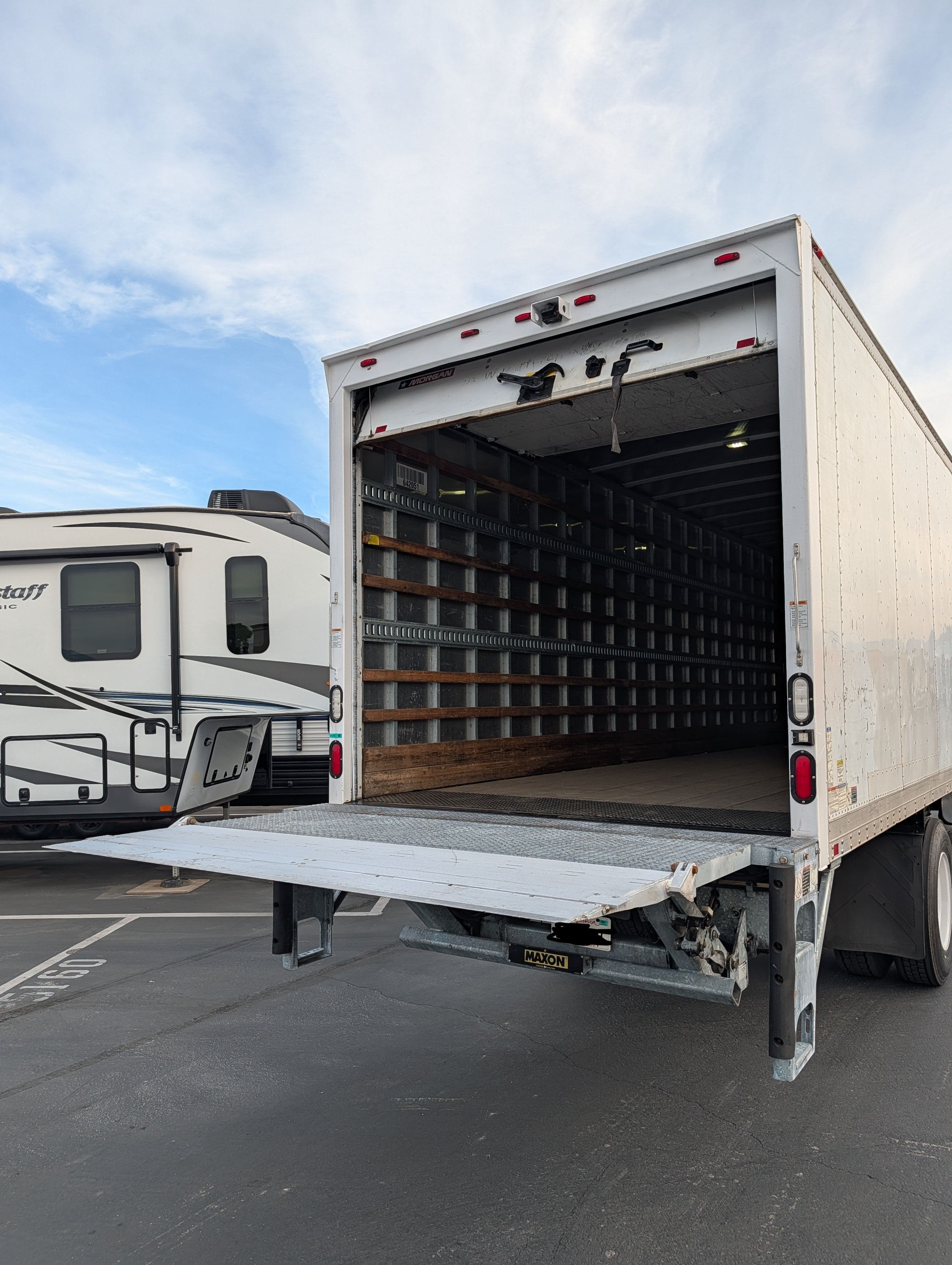 2016 Freightliner M2 image 6