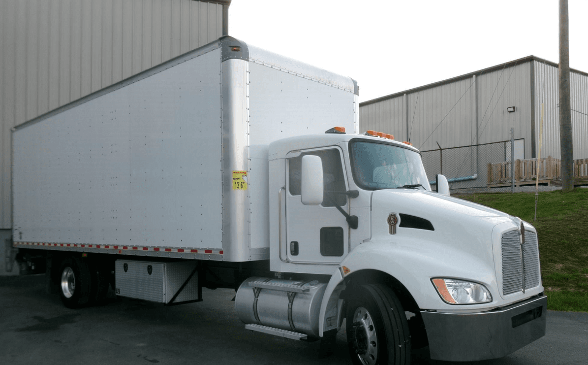 1990 Kenworth T270 image 3