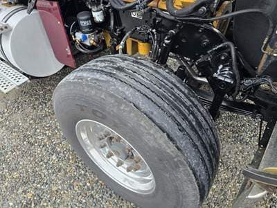 2016 Kenworth W900 image 9