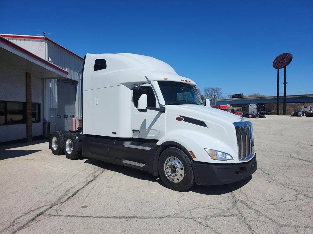 2024 Peterbilt 579 image 6