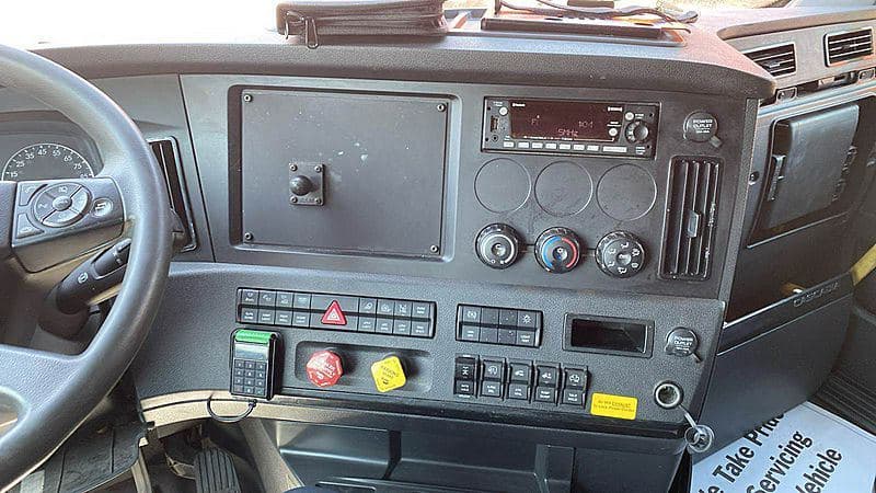 2024 Freightliner Cascadia 126 image 12