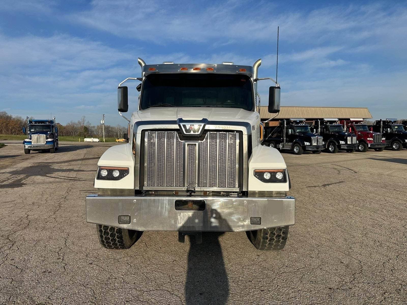 2023 Western Star 49X Chassis image 3