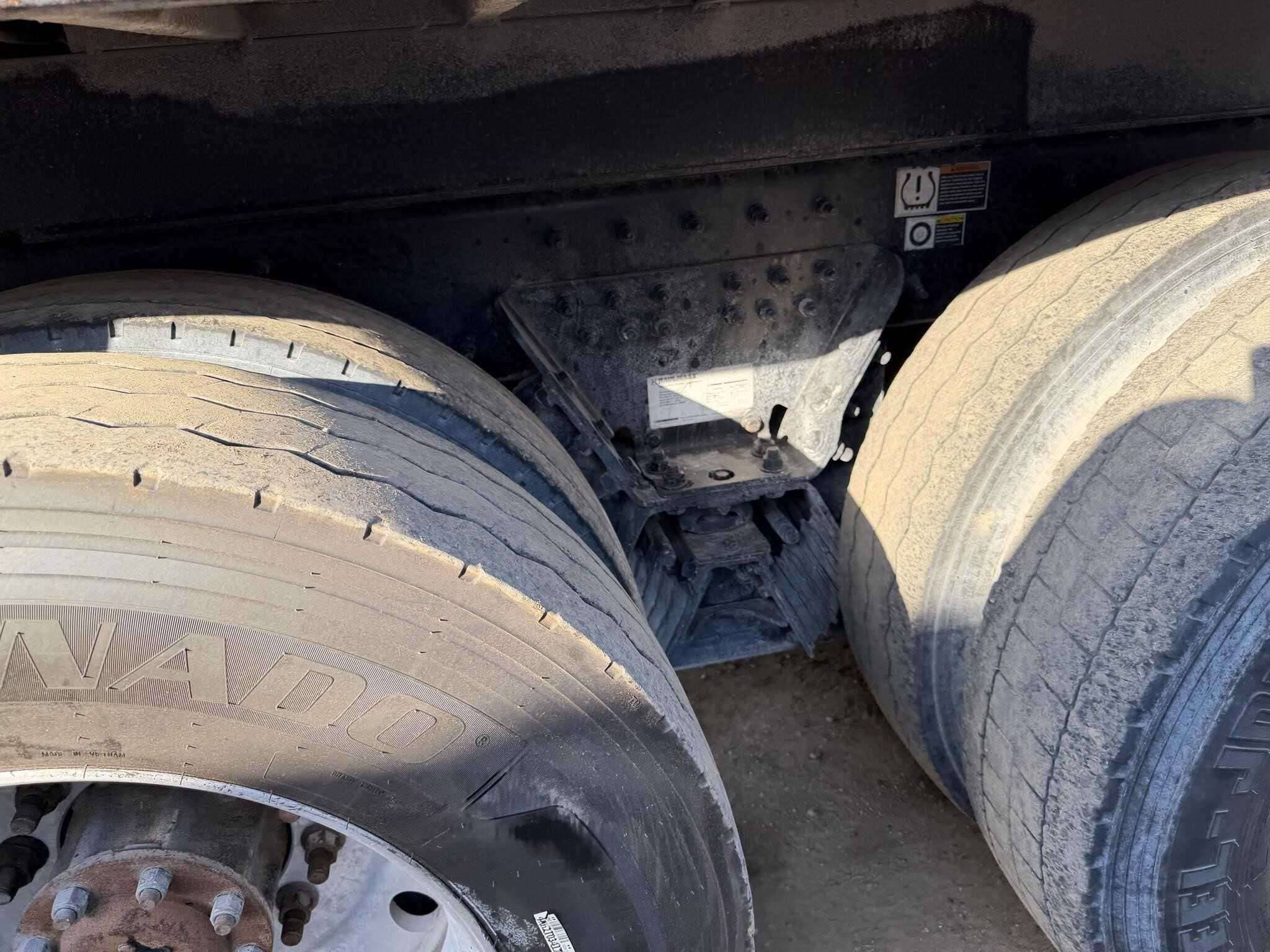 2019 Peterbilt 567 image 10