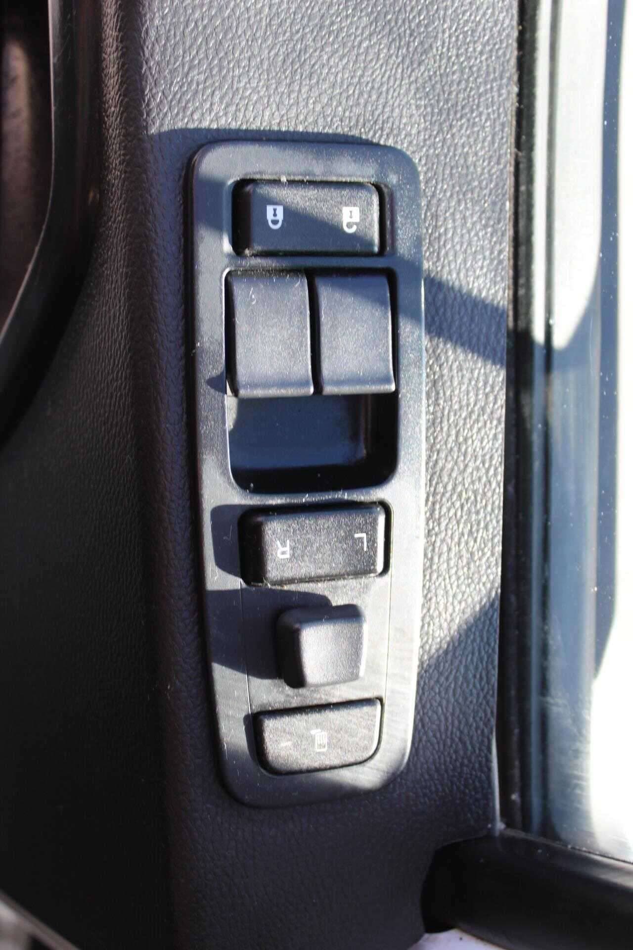 2023 Kenworth T880 image 7