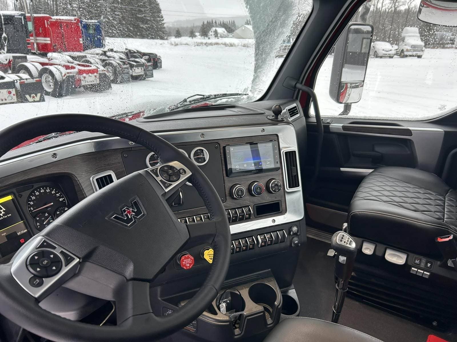 2025 Western Star 49X Chassis image 6