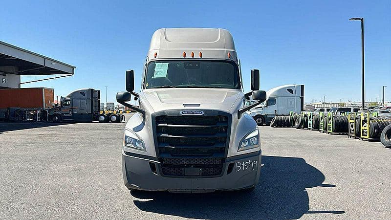 2023 Freightliner Cascadia 126 image 2