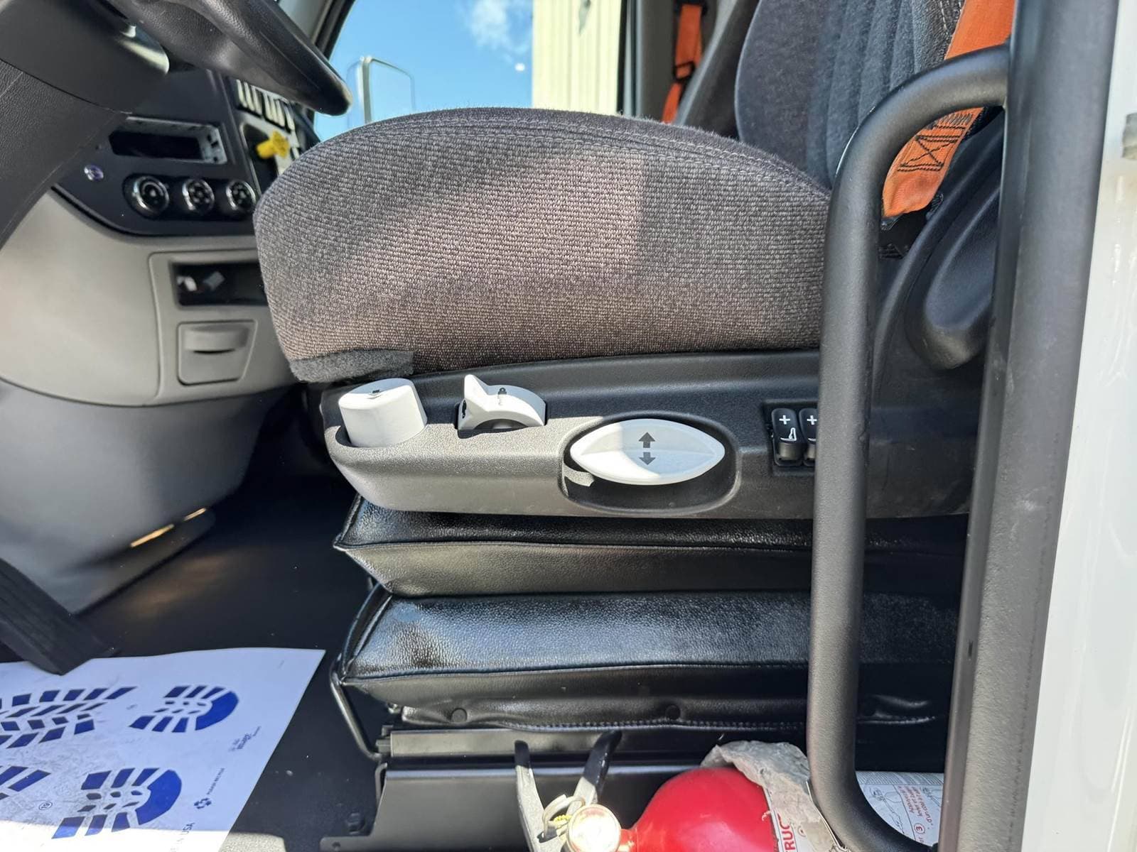 2019 Peterbilt 579 image 6
