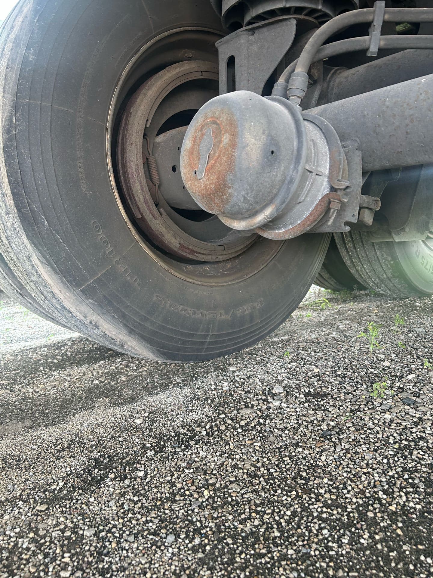 2014 Utility 3000R image 7