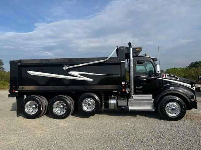 2023 Kenworth T880 image 5