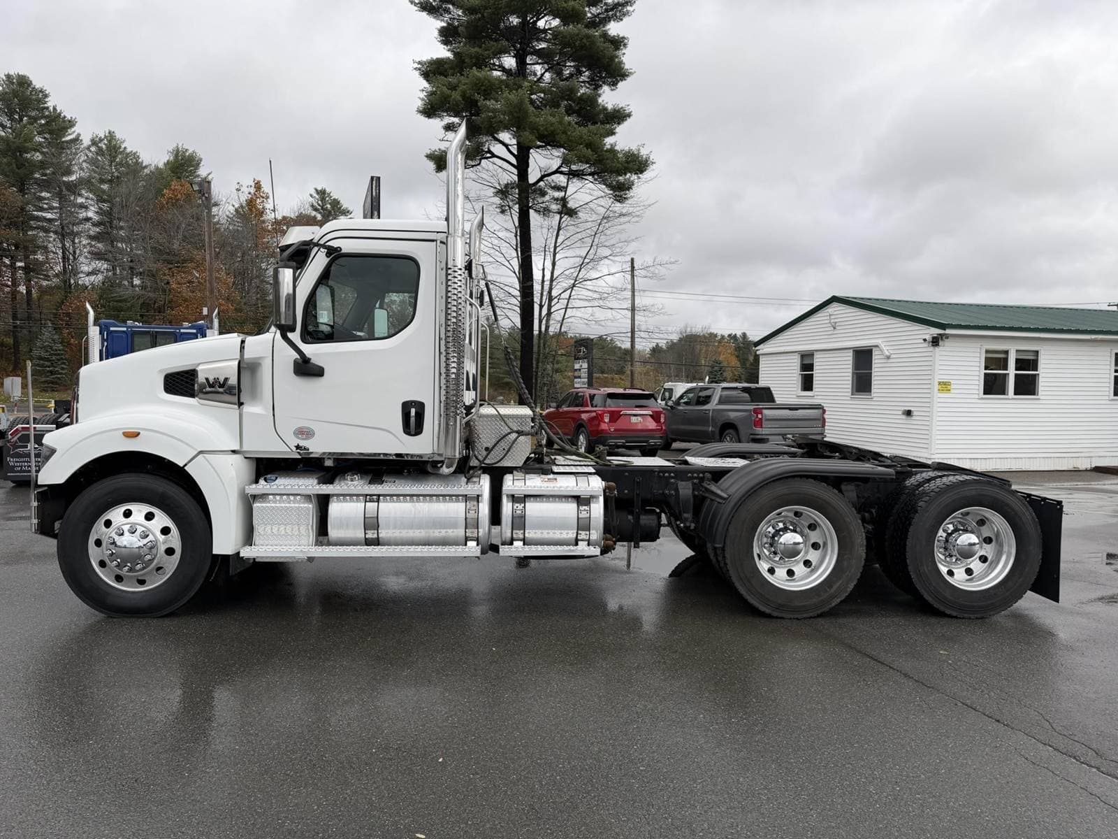 2022 Western Star 49X Chassis image 2