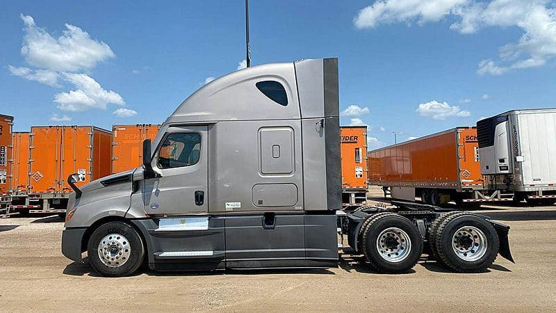 2024 Freightliner Cascadia 126 image 5