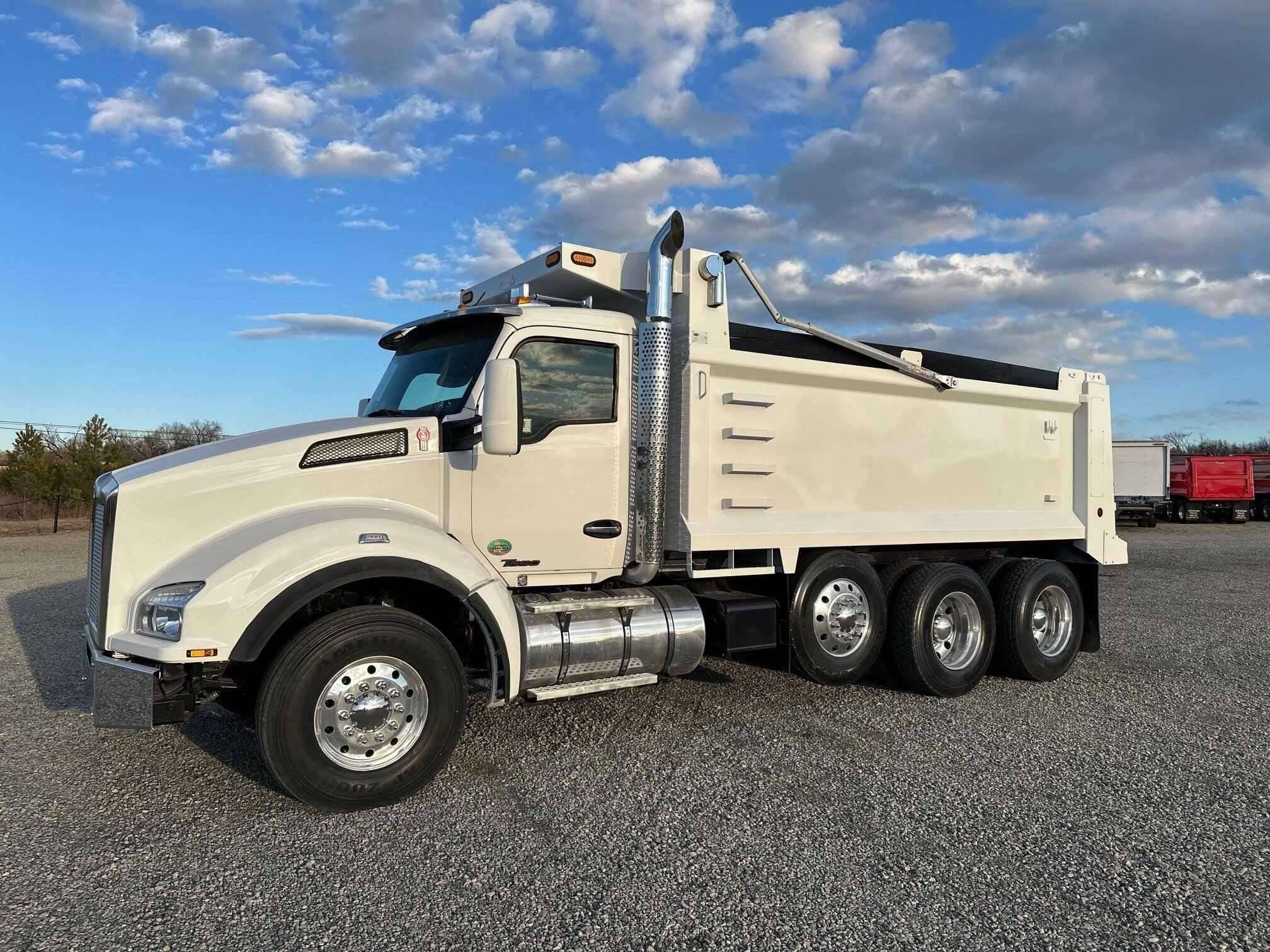 2021 Kenworth T880 image 4