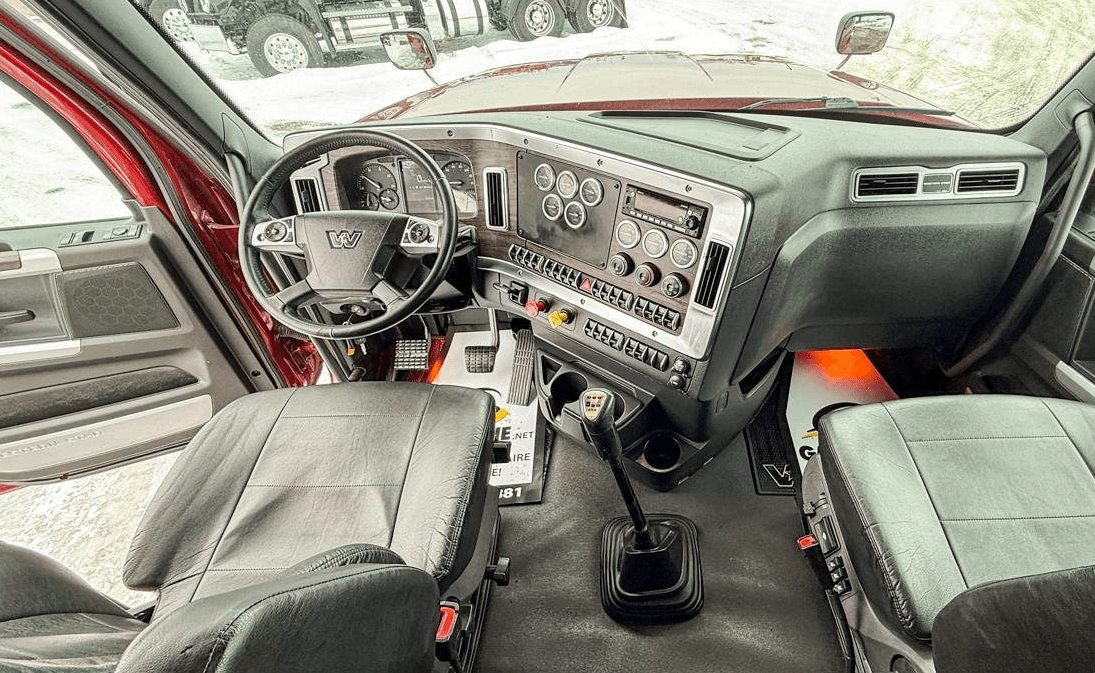 2024 Western Star 49X Chassis image 7