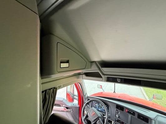 2022 Kenworth T680 image 19