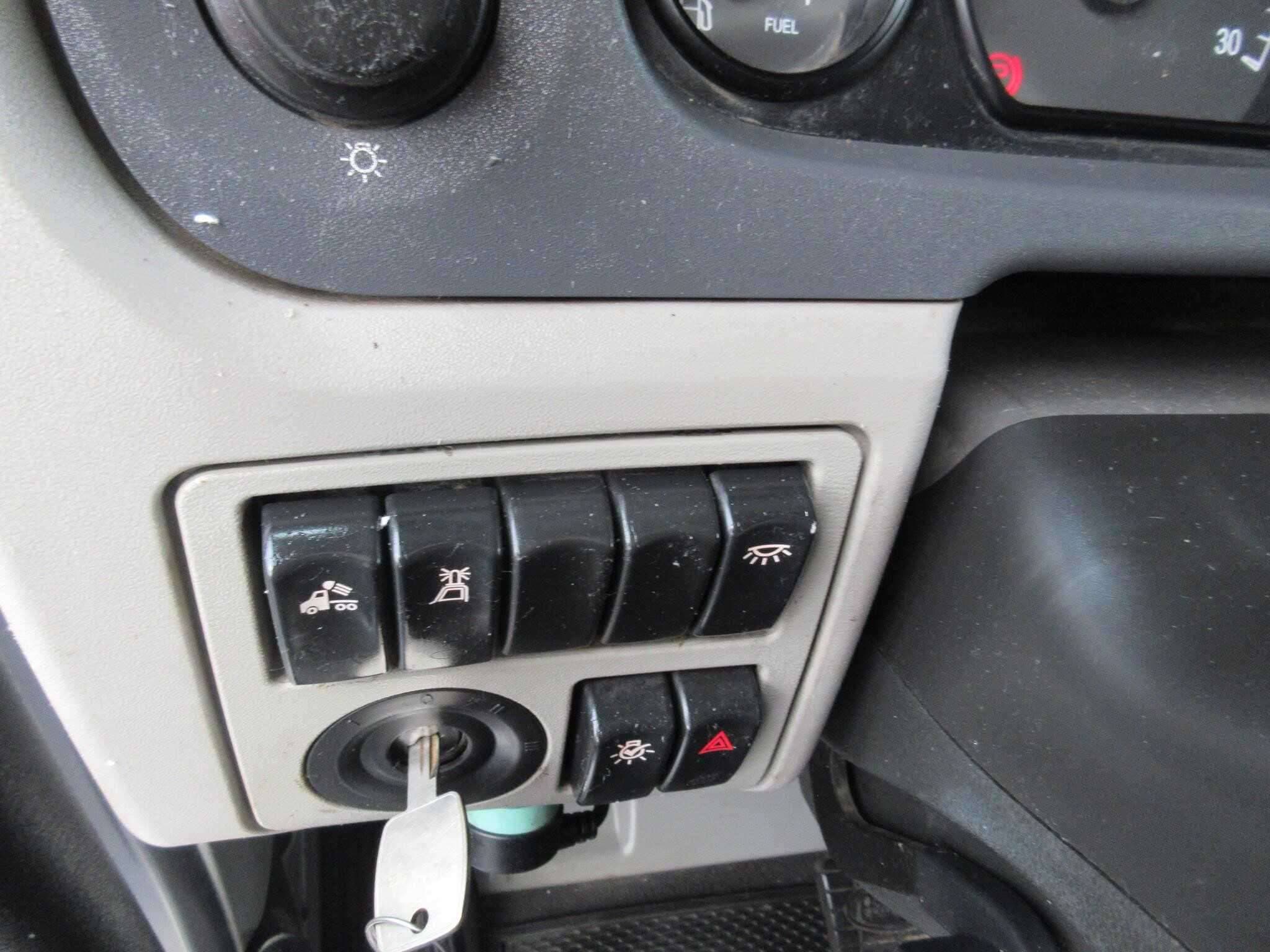 2019 Peterbilt 567 image 13