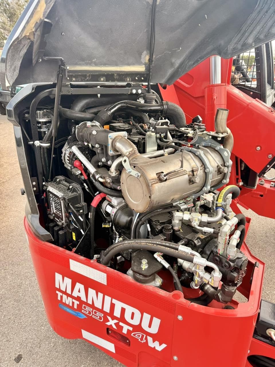 2025 MANITOU TMT55XT4W image 12