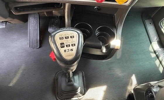 2020 Kenworth T8 Series image 3
