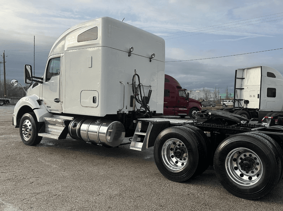 2020 Kenworth T880 image 3