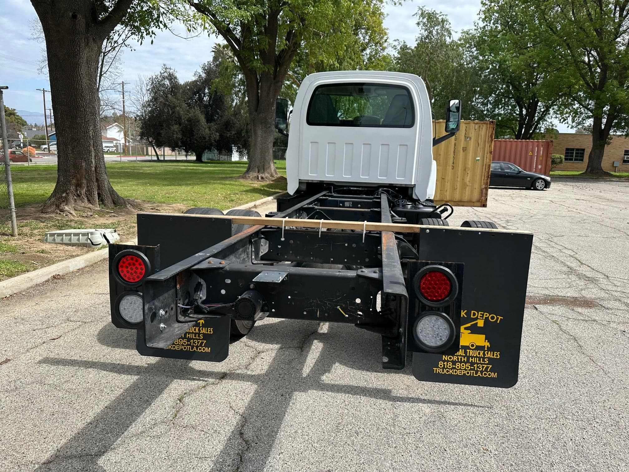 2008 GMC TOPKICK C6500 Cab and Chassis image 4