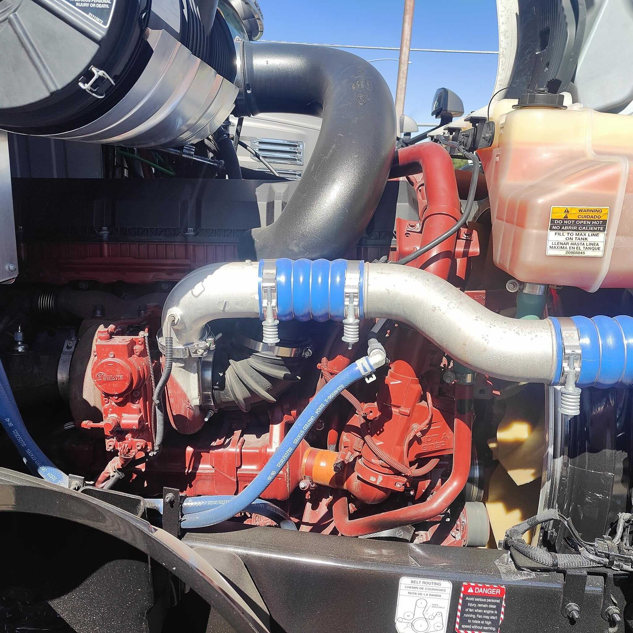 Used 2022 MACK ANTHEM Conventional - Day Cab image 8