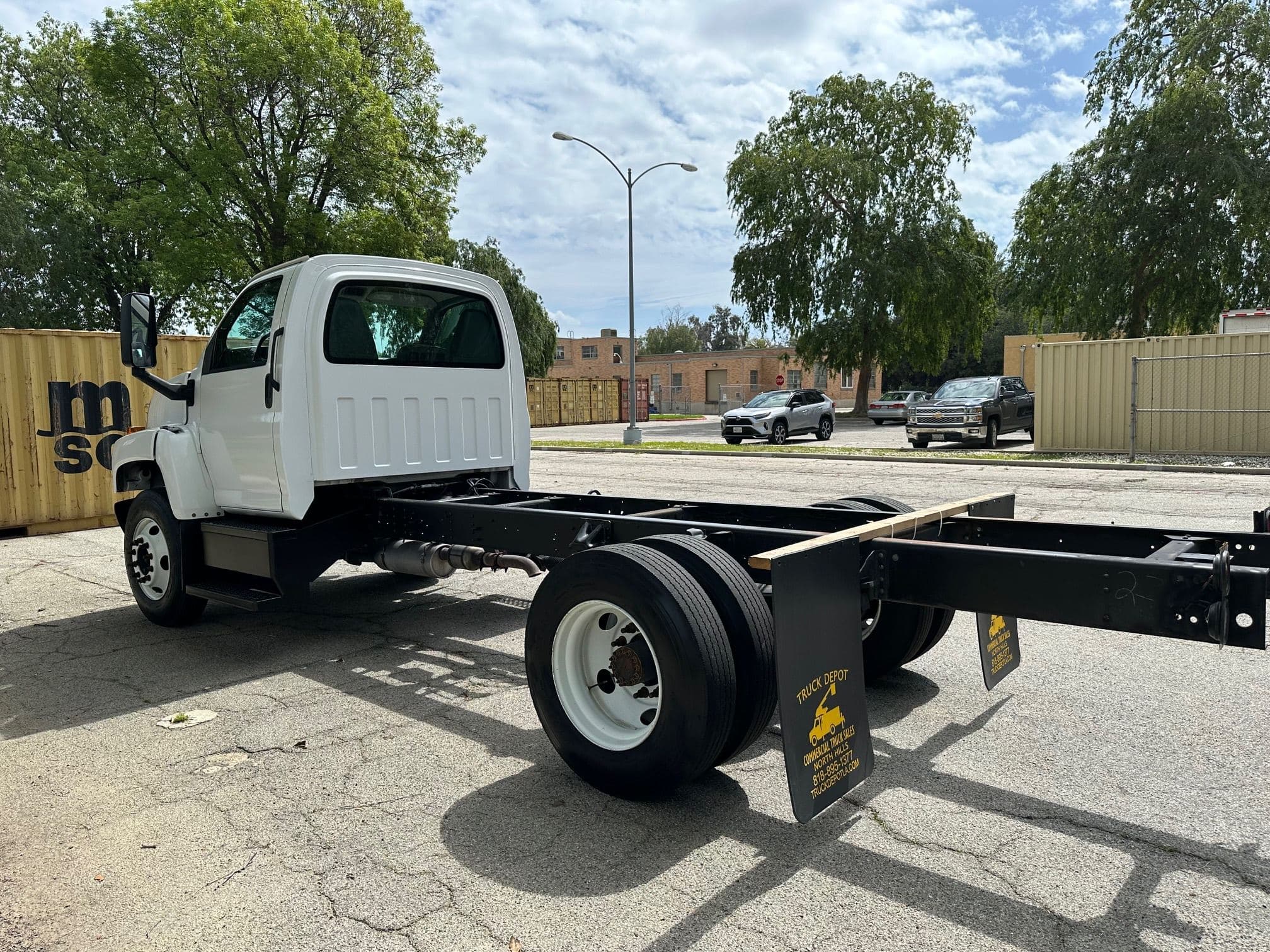 2008 GMC TOPKICK C6500 Cab and Chassis image 5