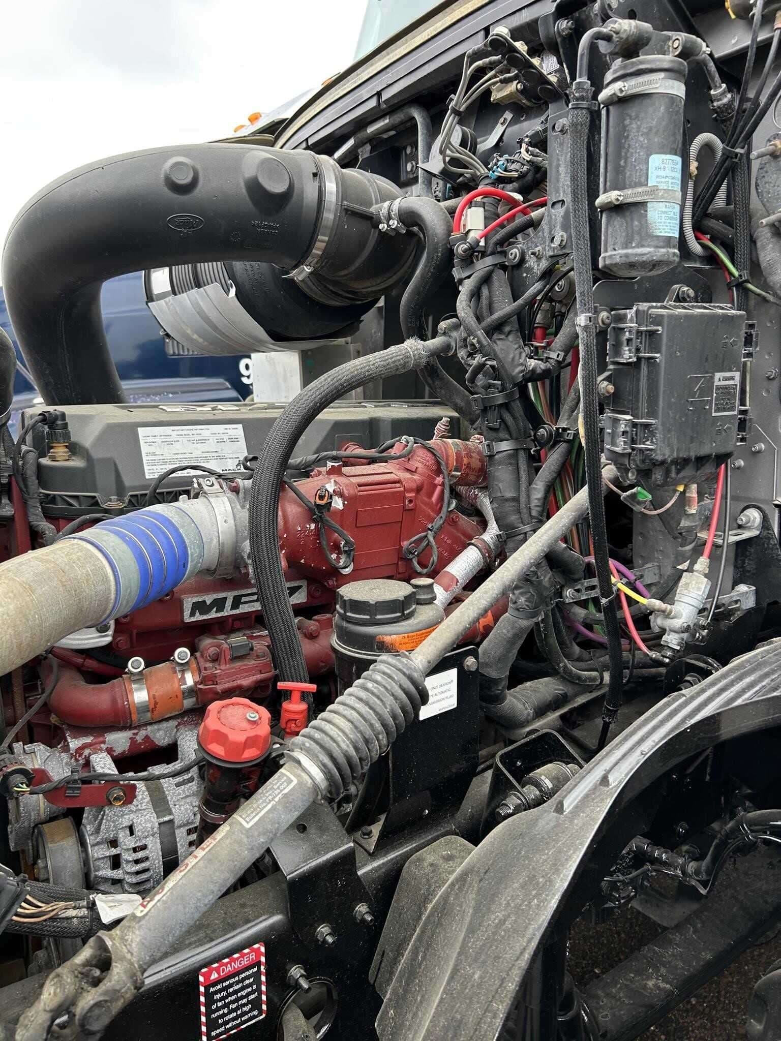 Used 2019 MACK ANTHEM Conventional - Day Cab in Covington, TN image 6
