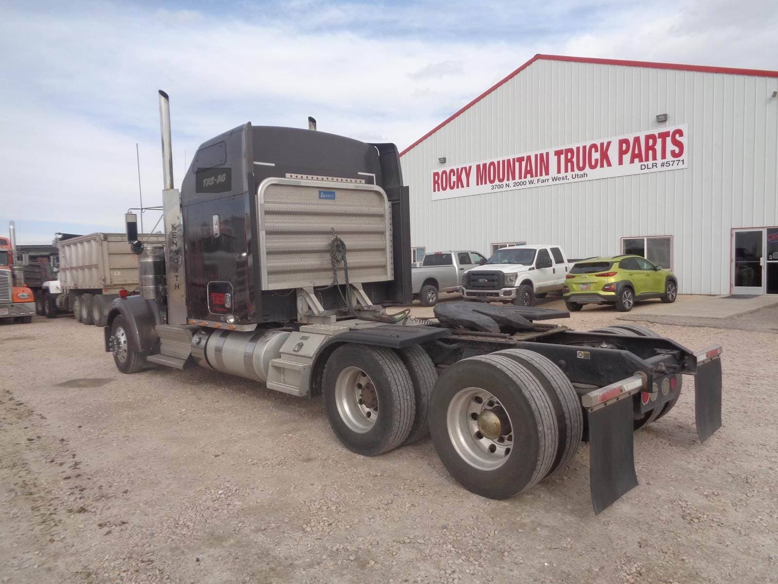 2016 Kenworth W9 Series image 3