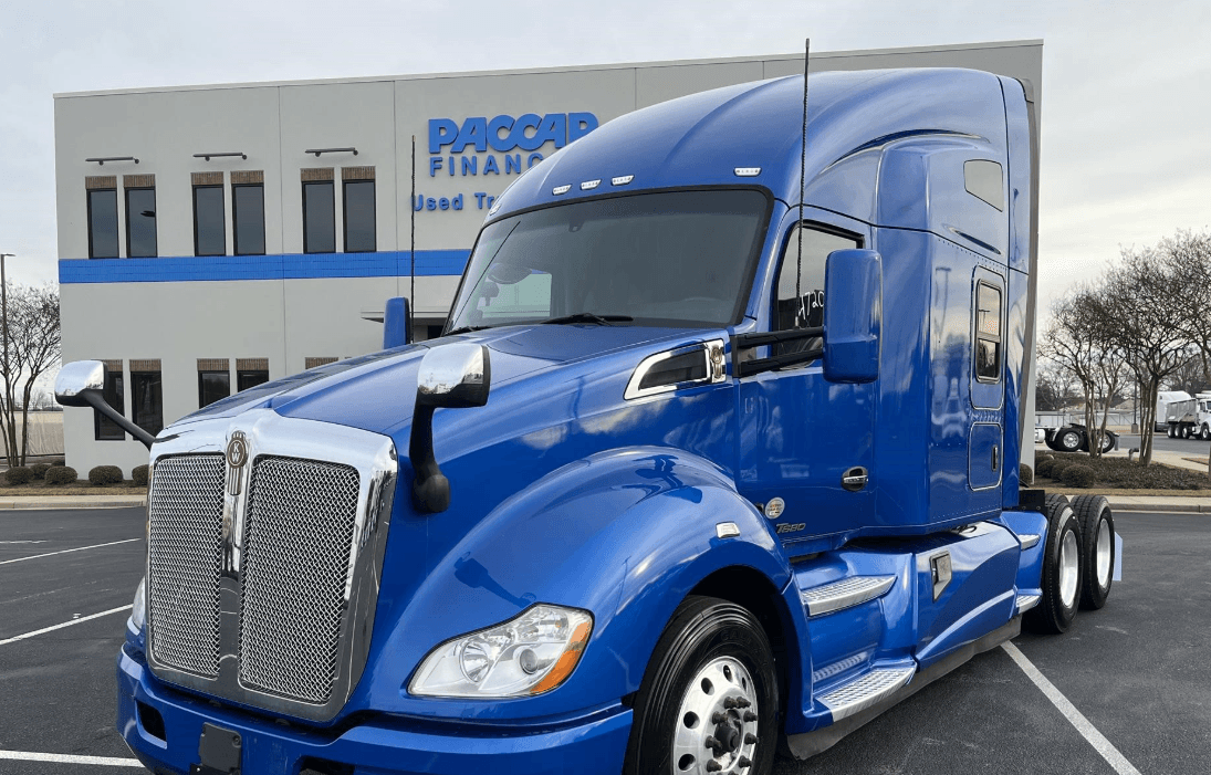 2021 Kenworth 310 image 1