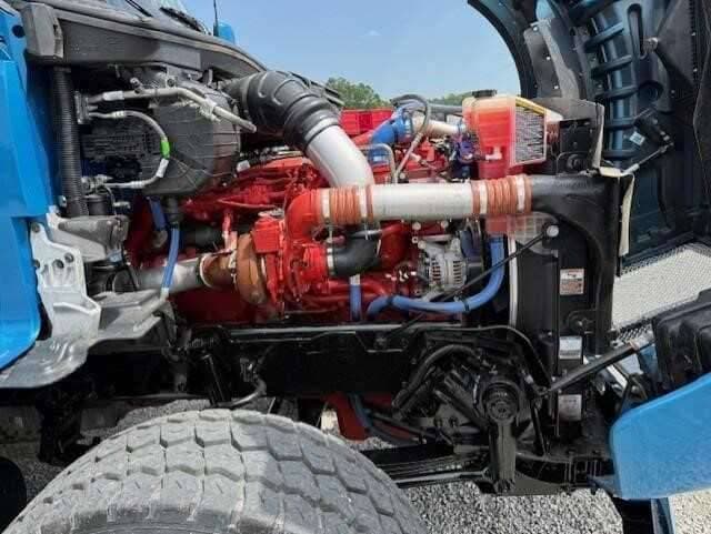 2024 Kenworth T880 image 10