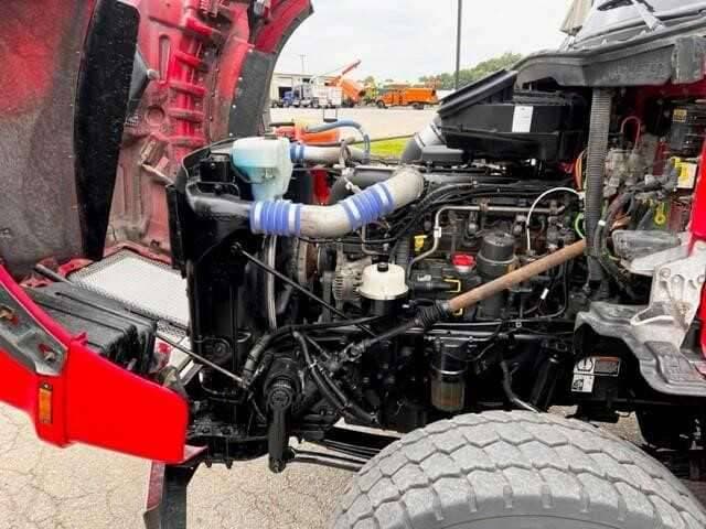 2020 Kenworth T880 image 21