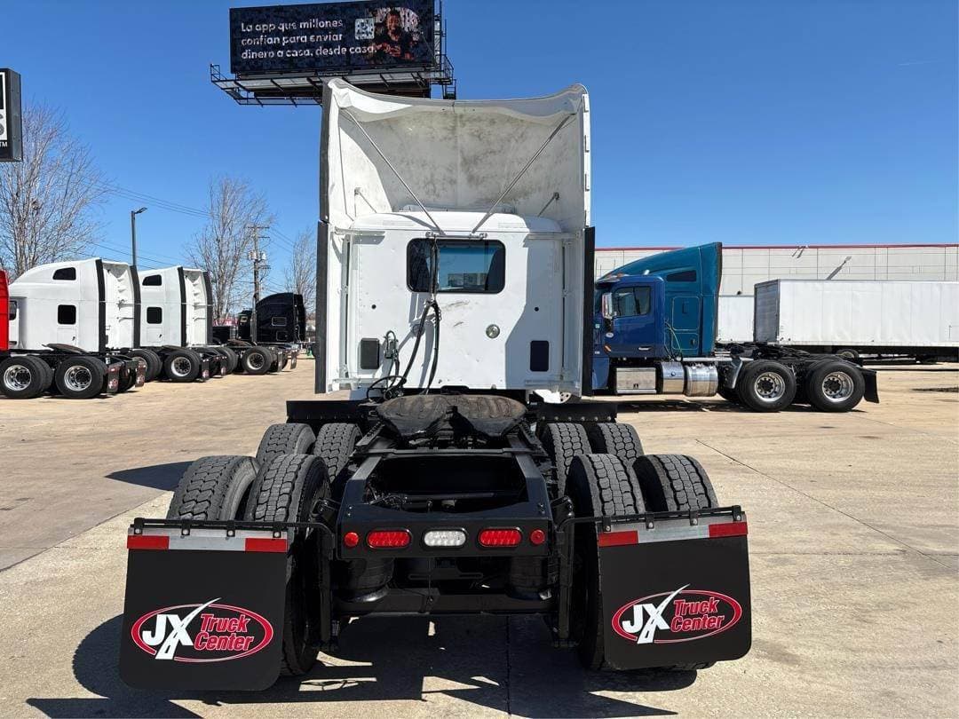 2020 Peterbilt 579 image 5