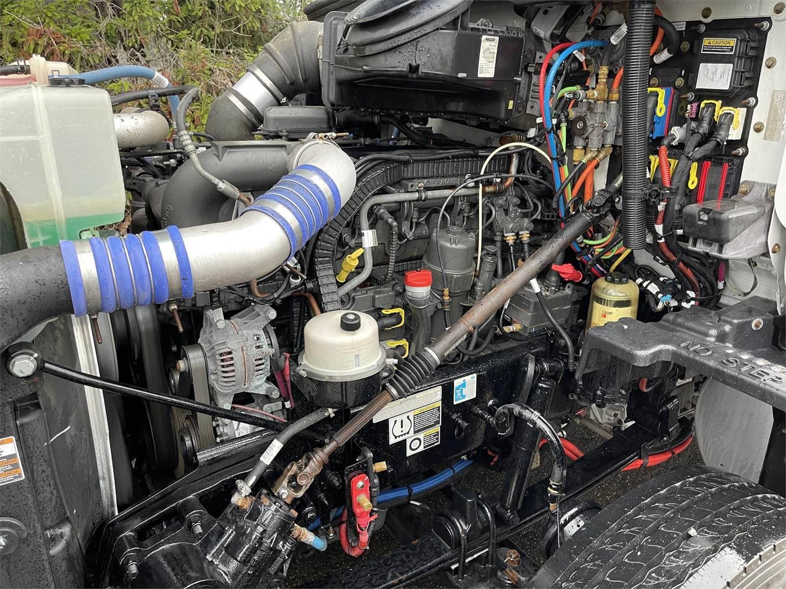 2019 Peterbilt 579 image 5