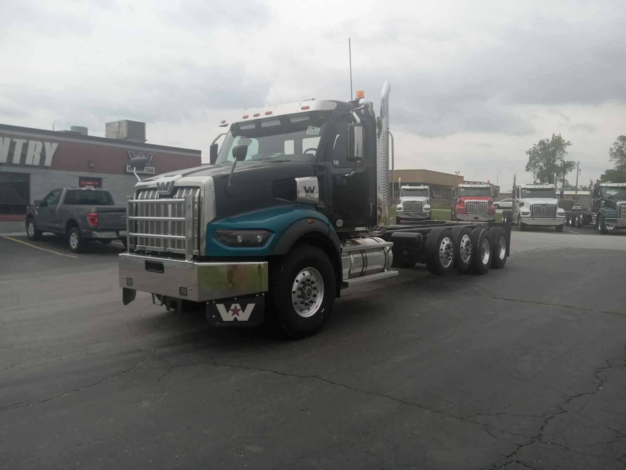 2026 Western Star 49X Chassis image 1