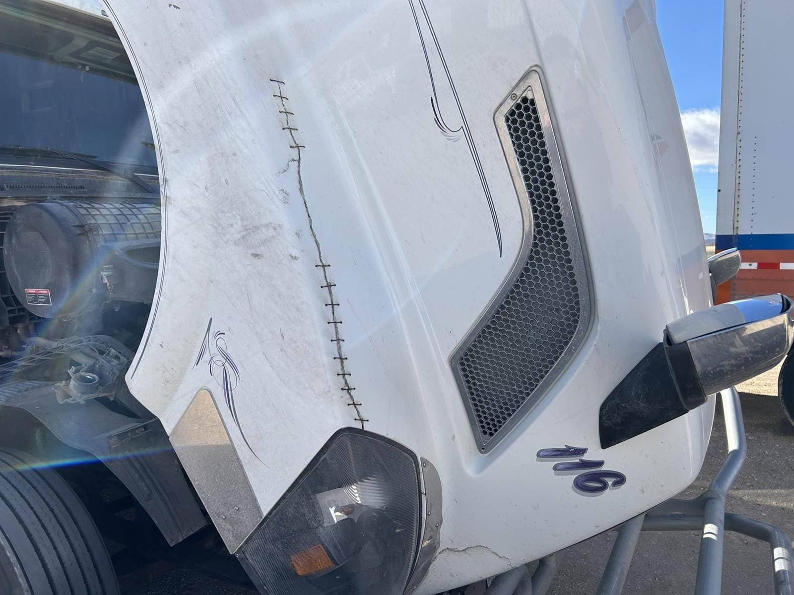 2016 Volvo VNL64T670 image 5