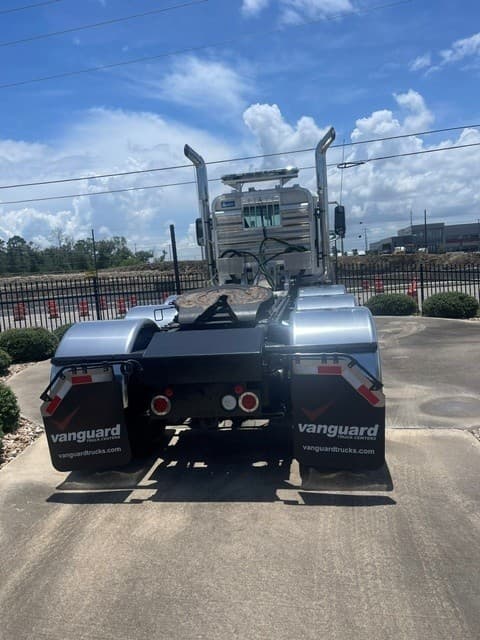 2026 Mack Granite Heavy Haul image 3